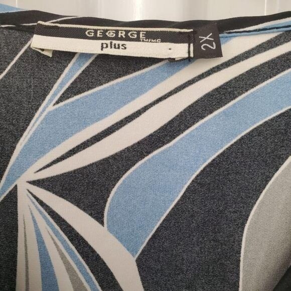 George | Short  Sleeve Blouse w/ tie & jewel - Picture 6 of 7